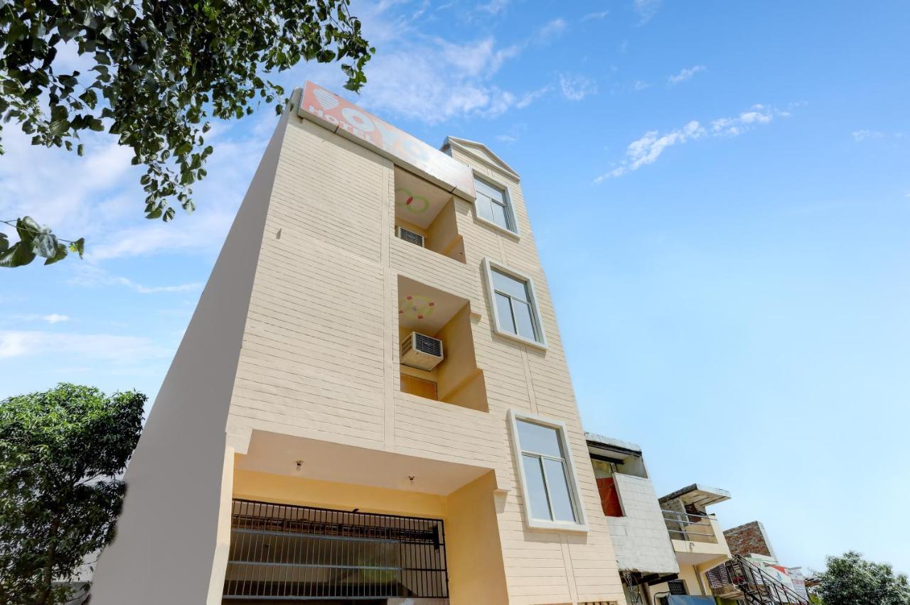 Hotel O Blu Moon Ghaziabad Exterior foto
