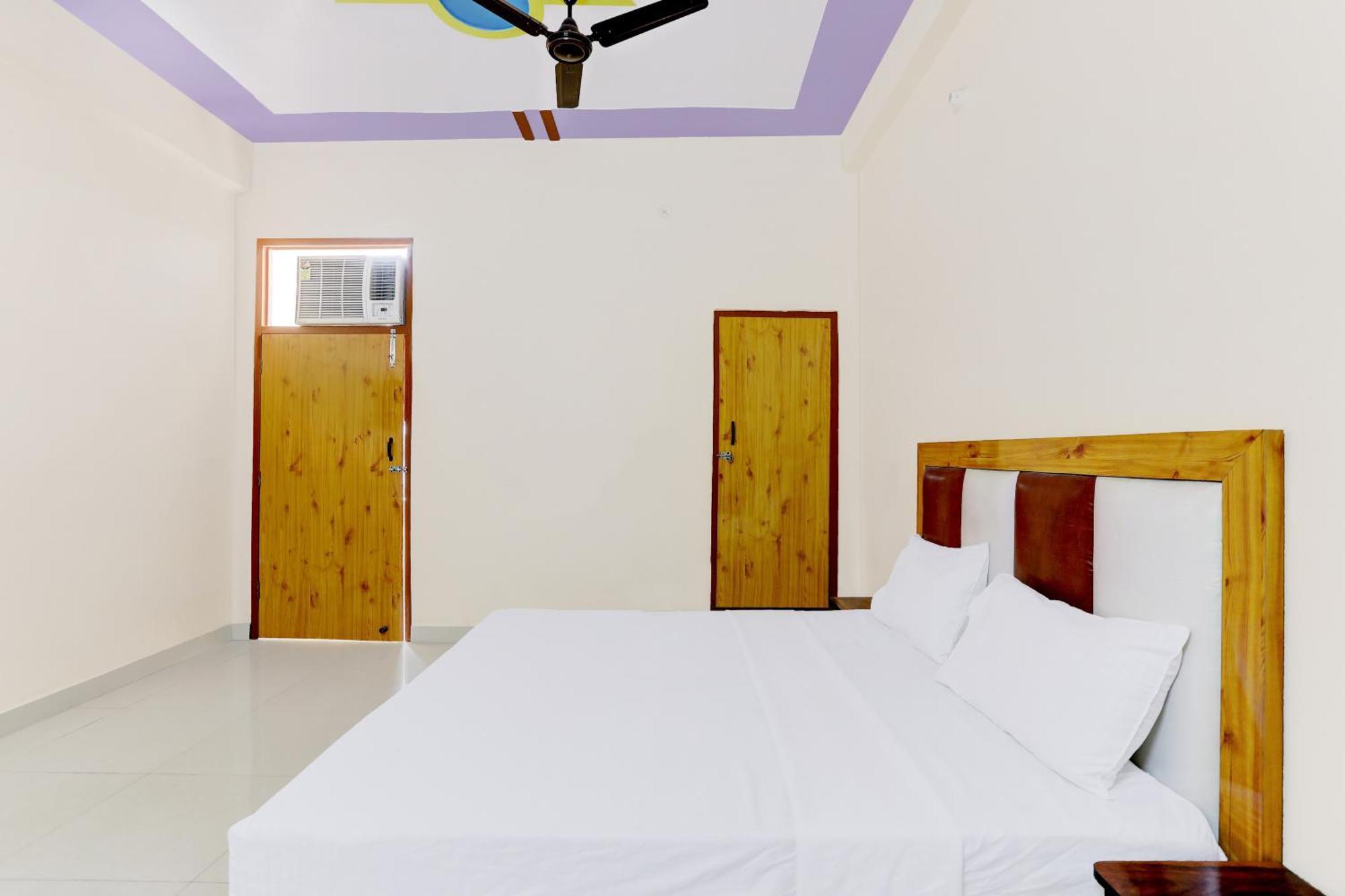 Hotel O Blu Moon Ghaziabad Exterior foto